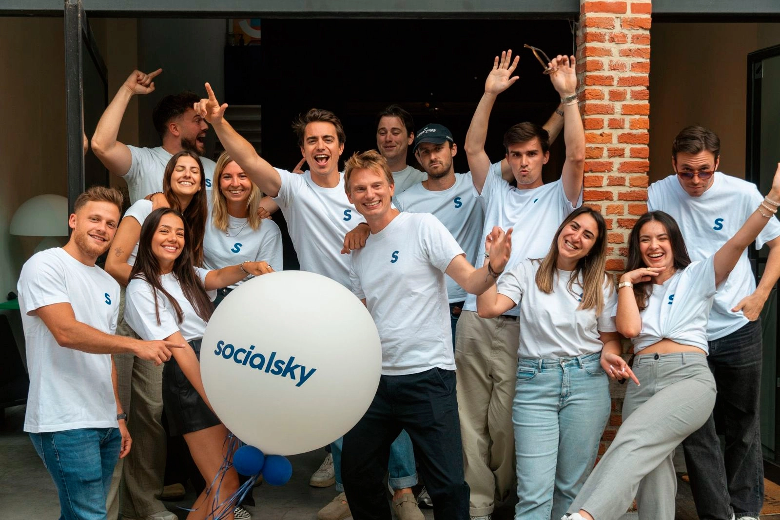 Socialsky